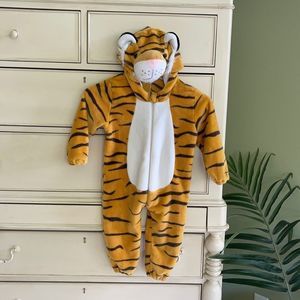 Child’s Tiger Costume size 2-3